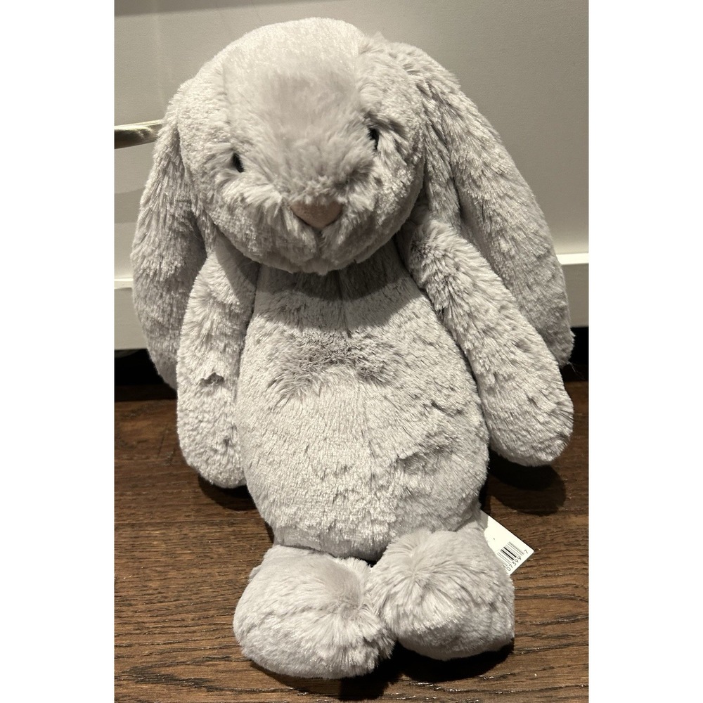 AUTHENTIC‼️ NWT Jellycat Bashful Gray Bunny Medium 11" with pink nose